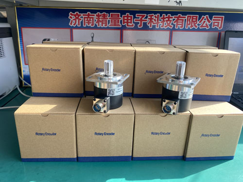 拉繩位移編碼器電纜的自由端固定在移動(dòng)的物體上