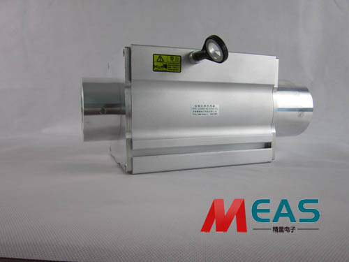 拉線位移編碼器需要考慮設(shè)備的空間限制和安裝要求